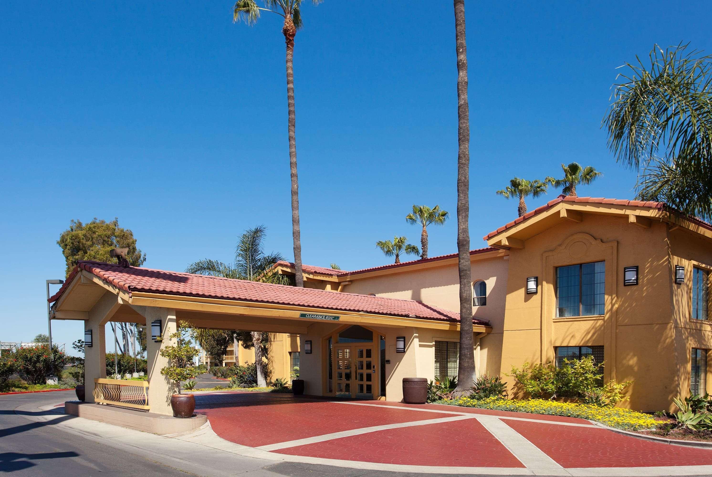 La Quinta Inn By Wyndham Costa Mesa Orange County Экстерьер фото