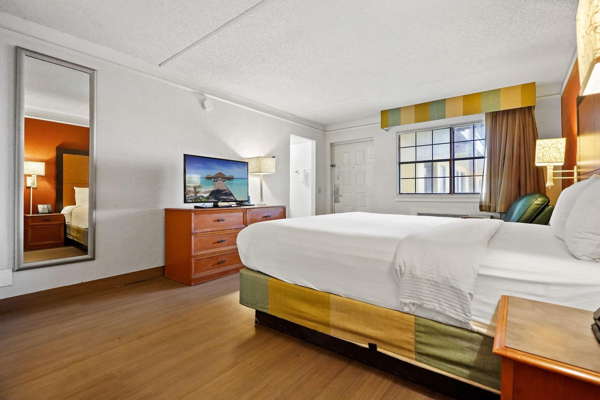 La Quinta Inn By Wyndham Costa Mesa Orange County Экстерьер фото