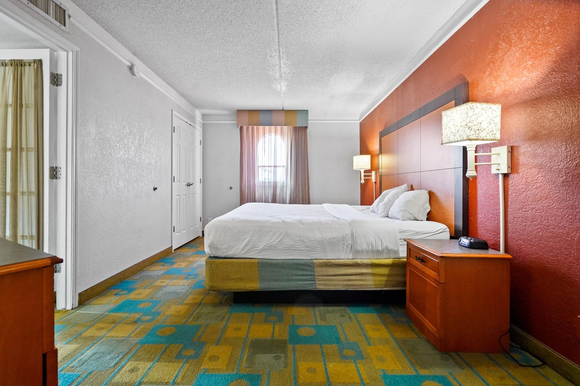 La Quinta Inn By Wyndham Costa Mesa Orange County Экстерьер фото